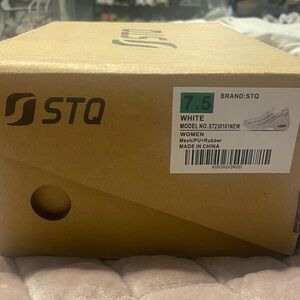 STQ women’s shoes